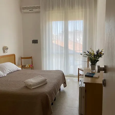 Hotel La Playa 2*